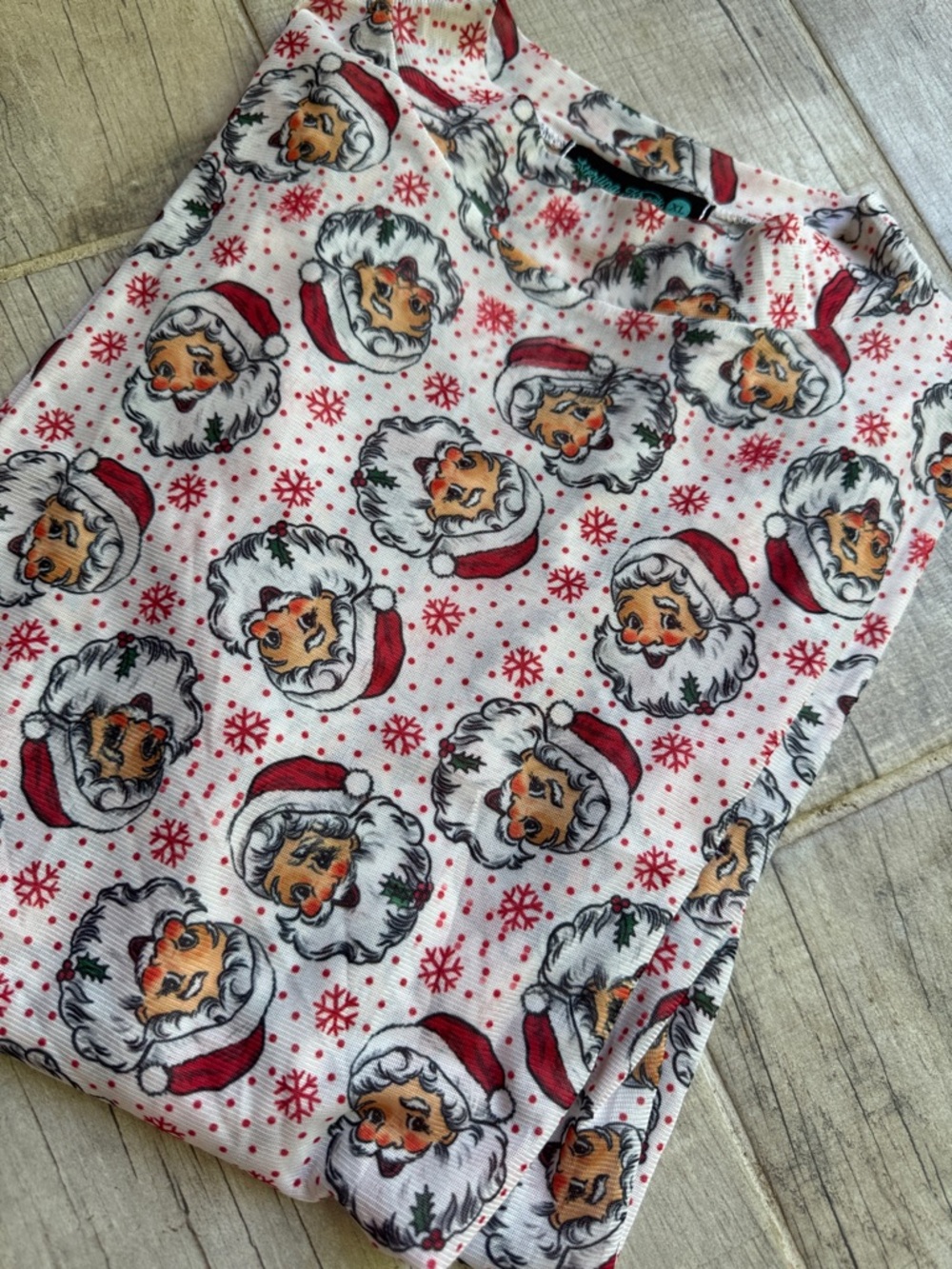 Santa mesh top